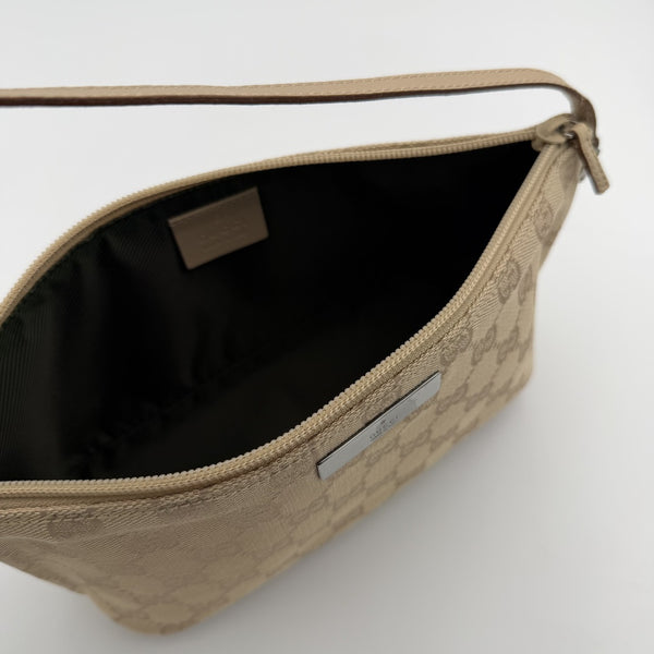 Gucci GG Monogram Beige Boat Pochette Handbag