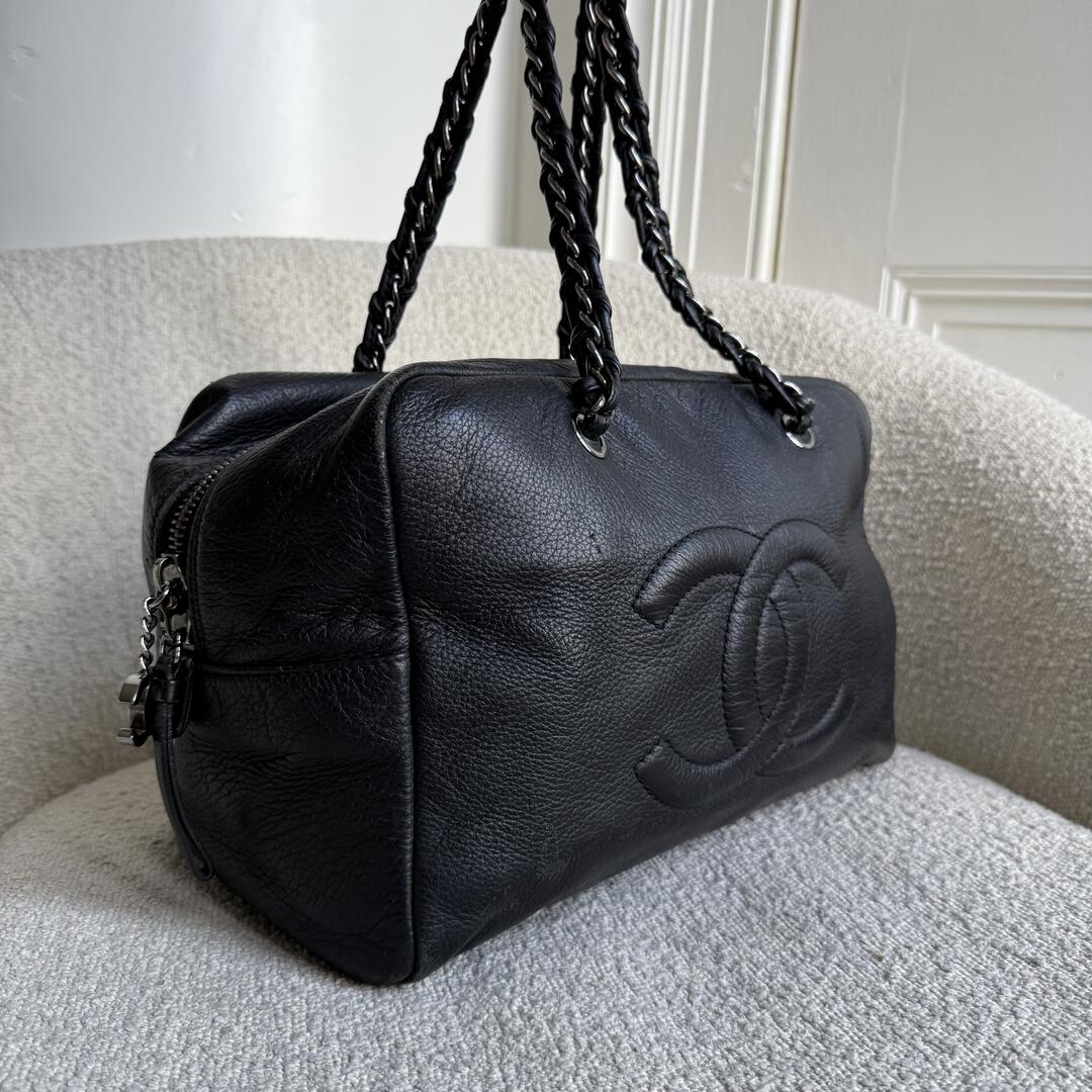 2006 Chanel Lux Ligne Bowler Black Shoulder Bag
