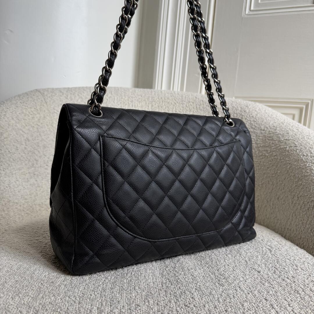 2010 Chanel CC Maxi Classic Caviar Single Flap Black Shoulder Bag