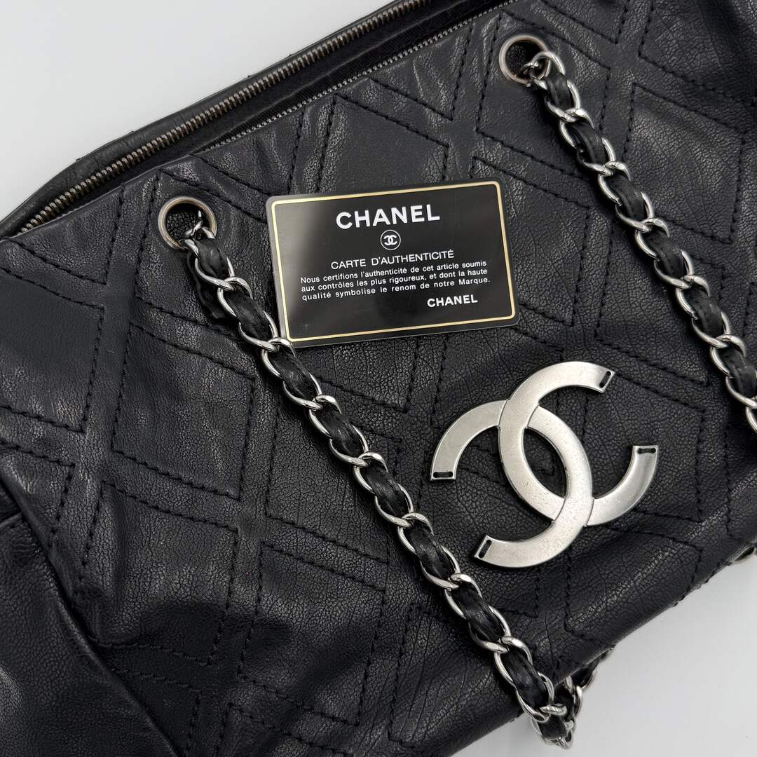 2005 Chanel CC Wild Stitch Black Leather Shoulder Bag