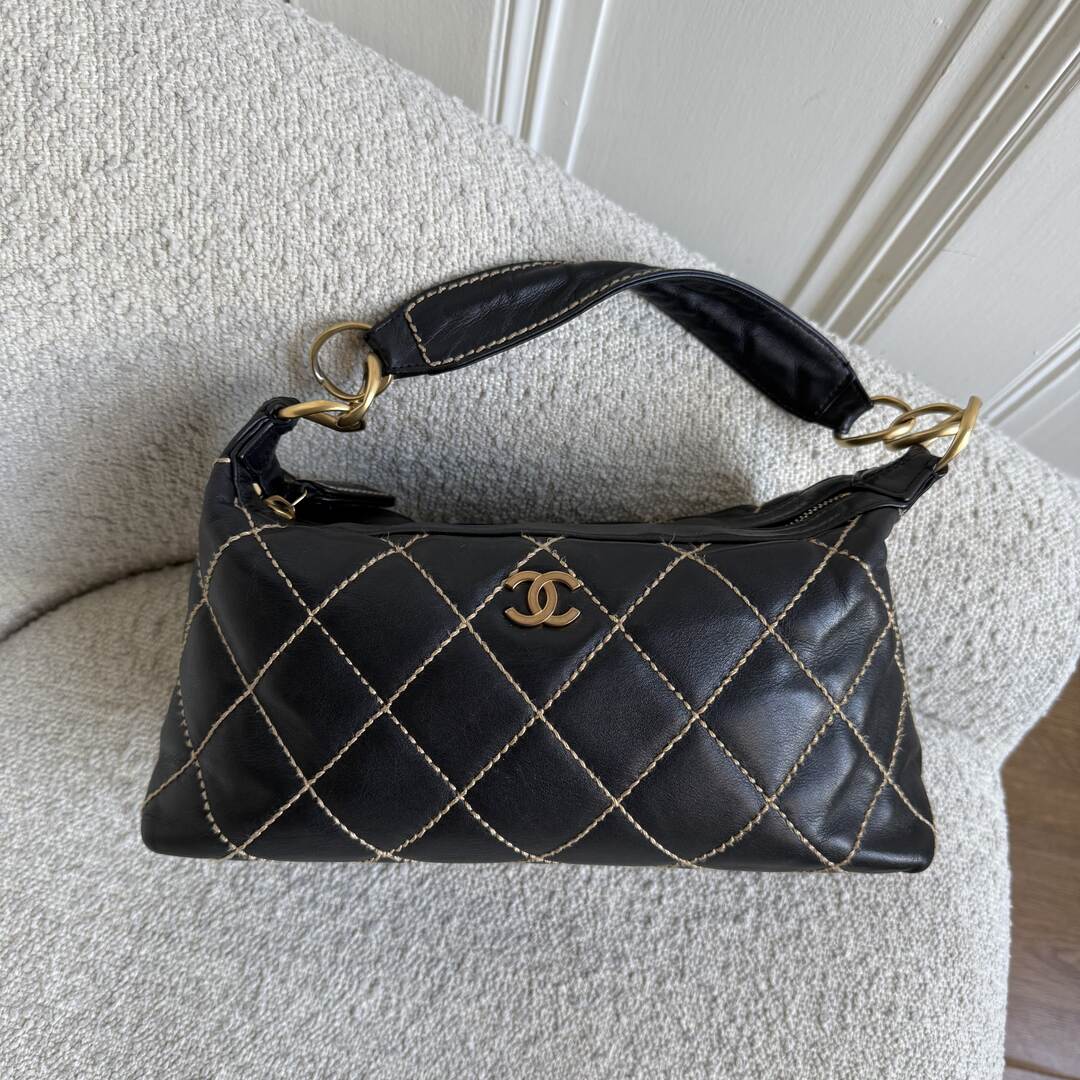2005 Chanel CC Surpique Wild Stitch Black Leather Handbag