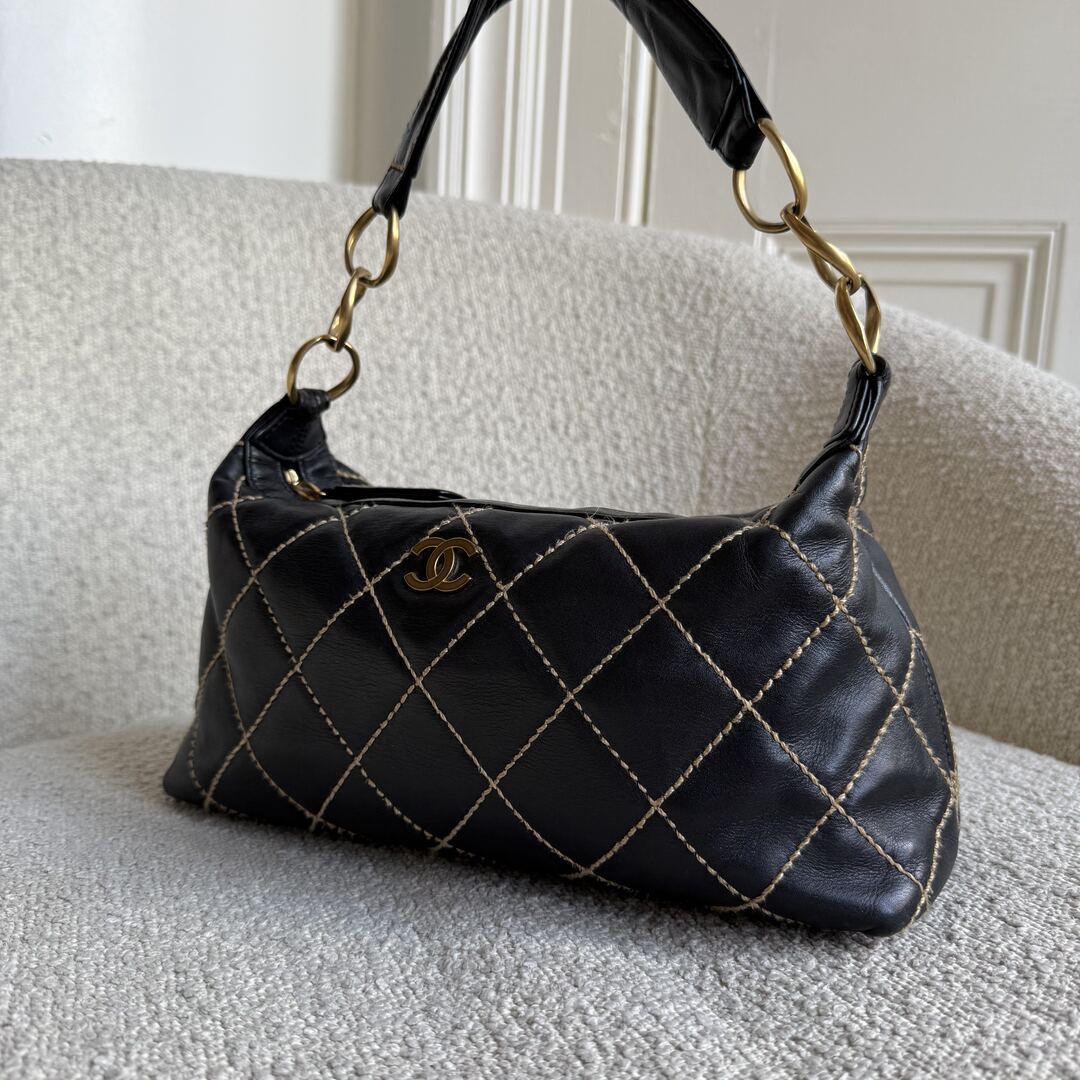 2005 Chanel CC Surpique Wild Stitch Black Leather Handbag