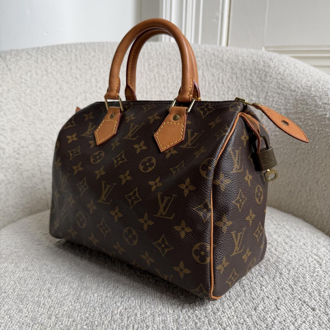 2000 Louis Vuitton Monogram Speedy 25 Handbag