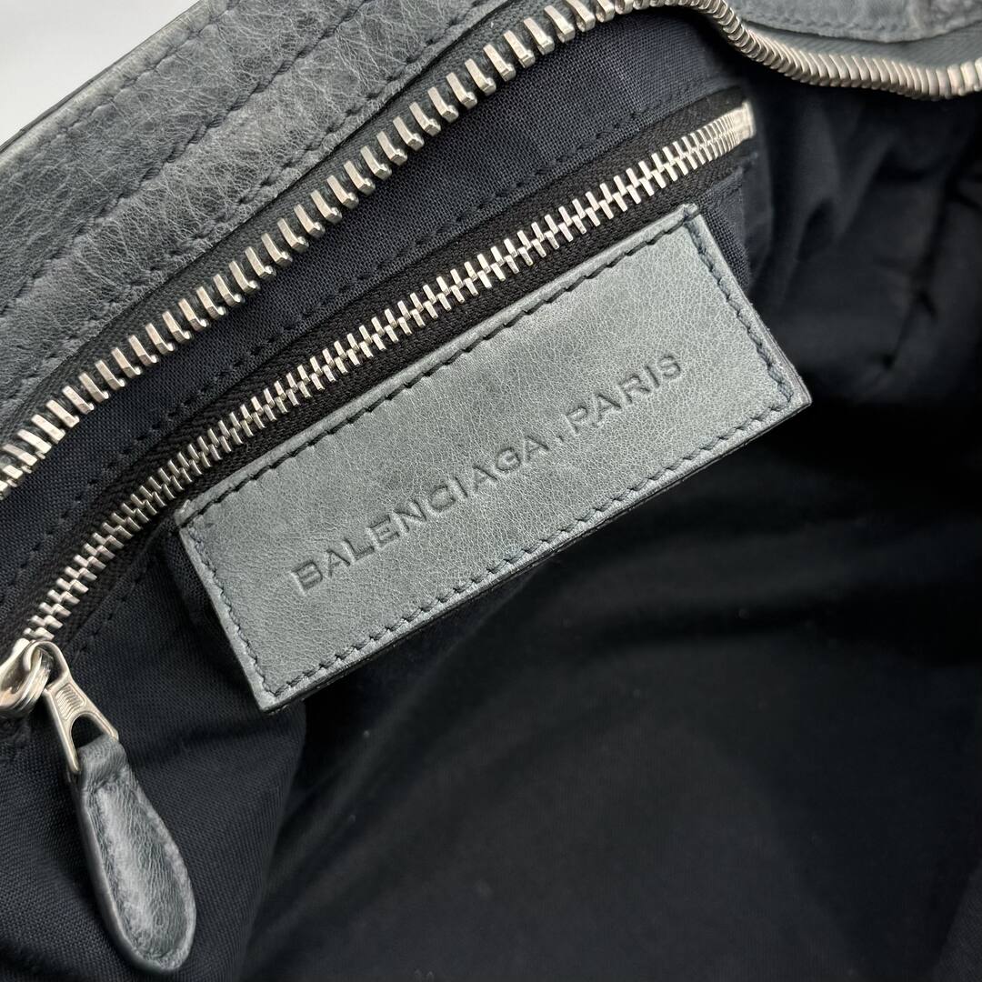 2000s Balenciaga Giant City 21 Leather Grey Handbag