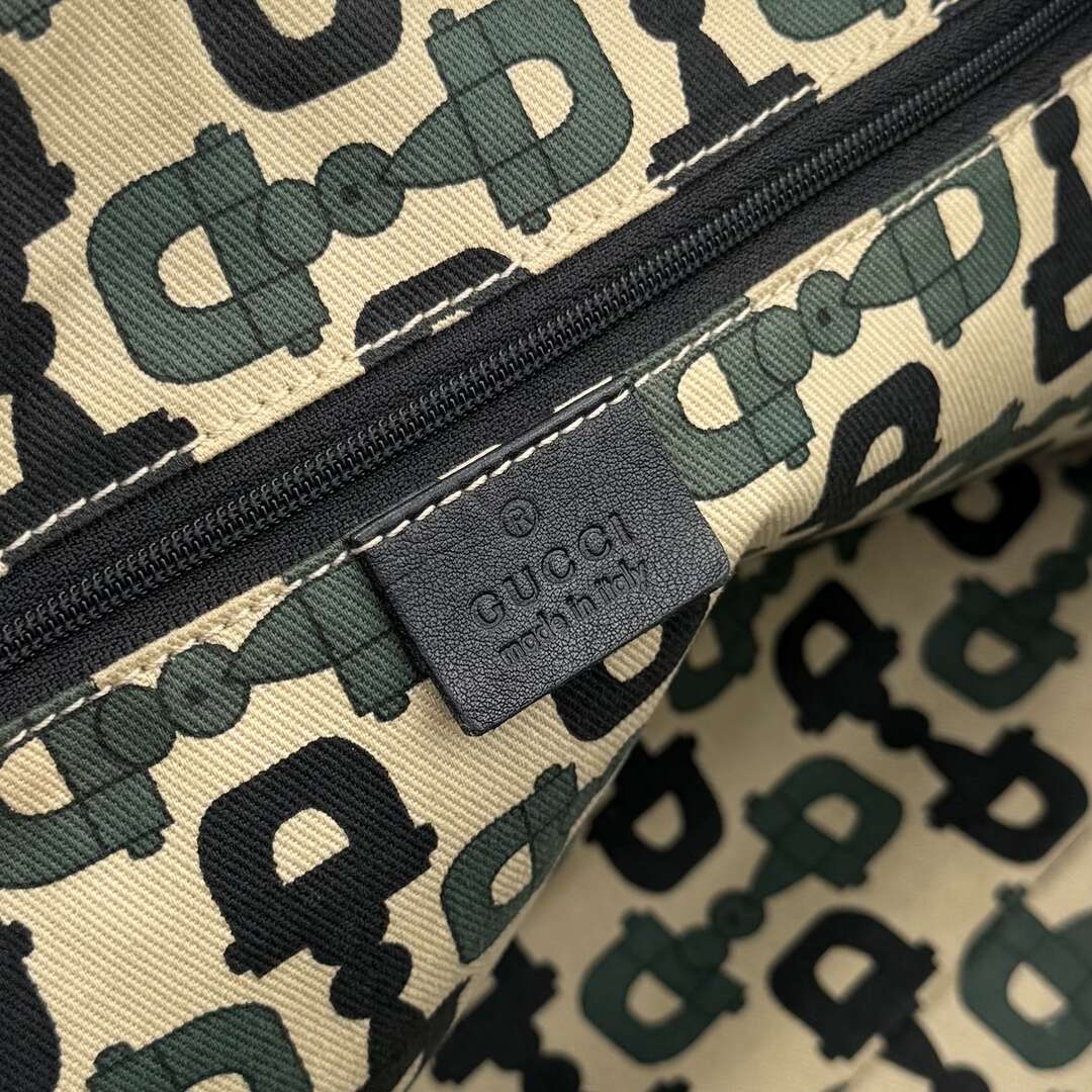 Gucci Guccissima Abbey Black Leather Shoulder Bag