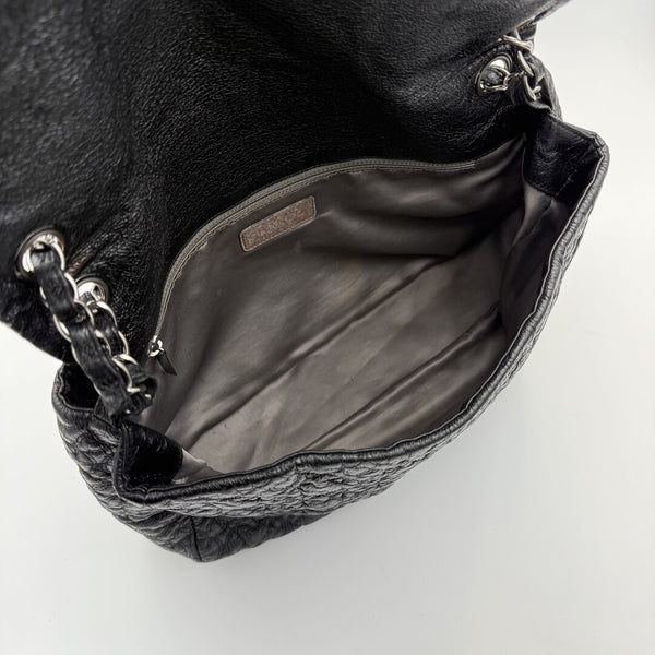 90s Chanel Classic Graphic Edge Black Flap Shoulder Bag