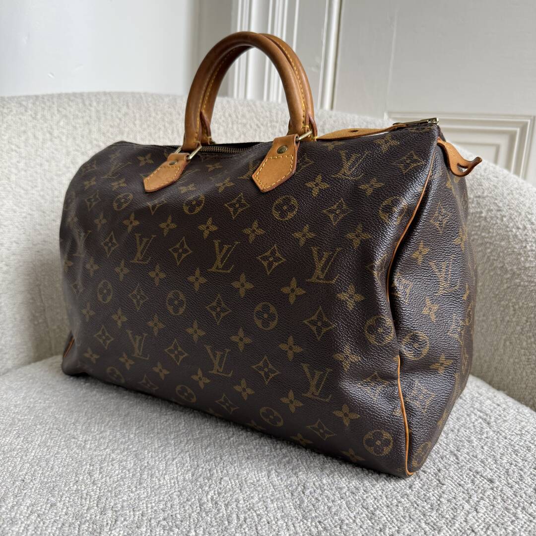 Louis Vuitton Monogram Speedy 35 Handbag