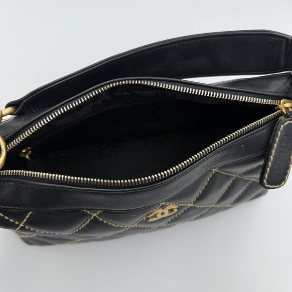 2005 Chanel CC Surpique Wild Stitch Black Leather Handbag