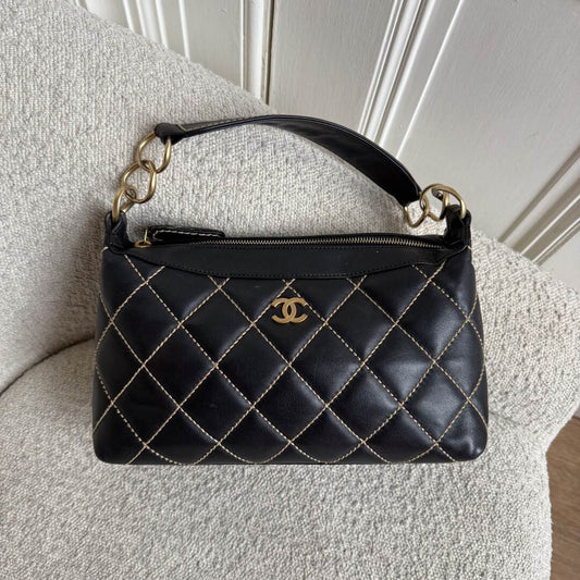 2005 Chanel CC Surpique Wild Stitch Black Leather Handbag