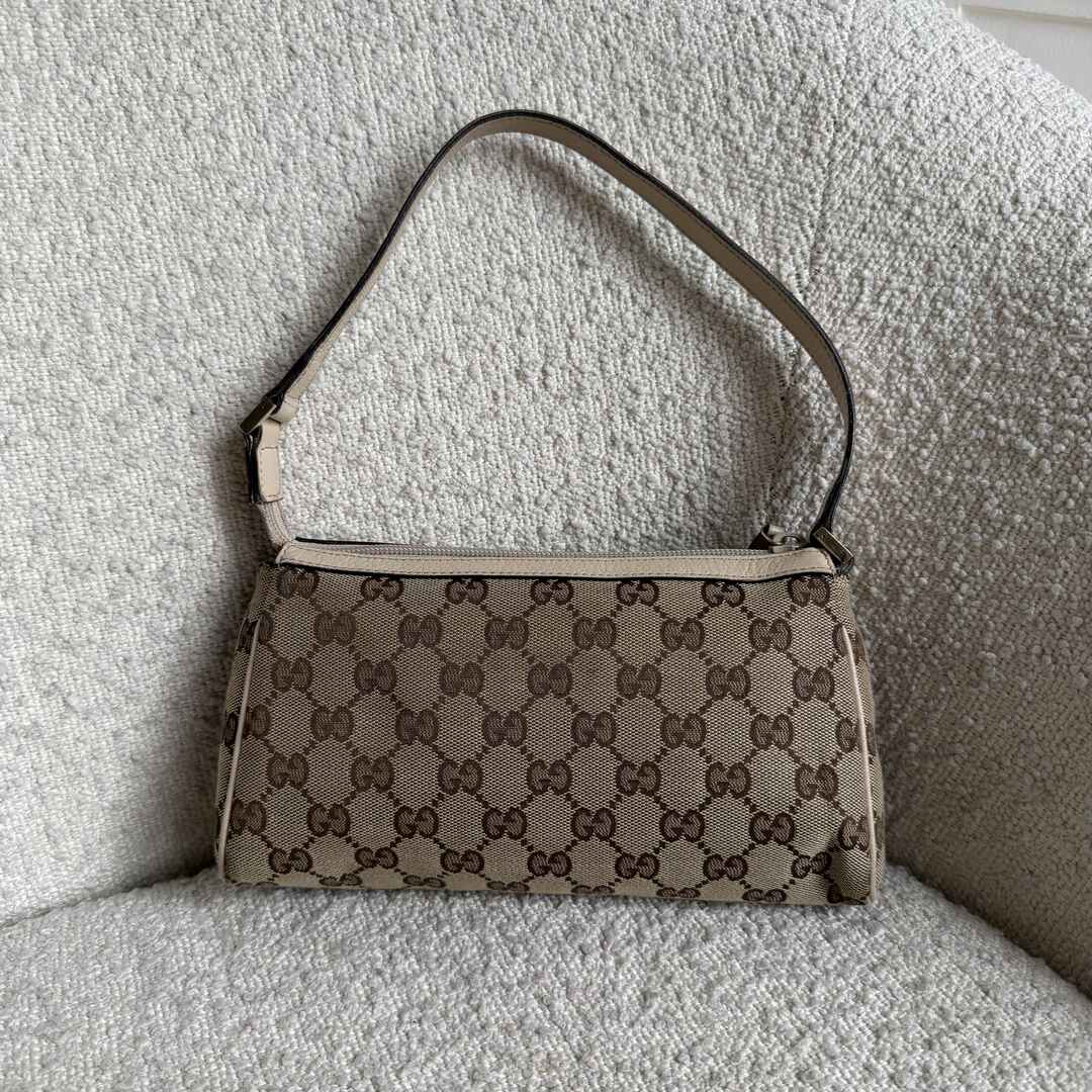 Gucci Mini Abbey D Ring Beige Shoulder Bag