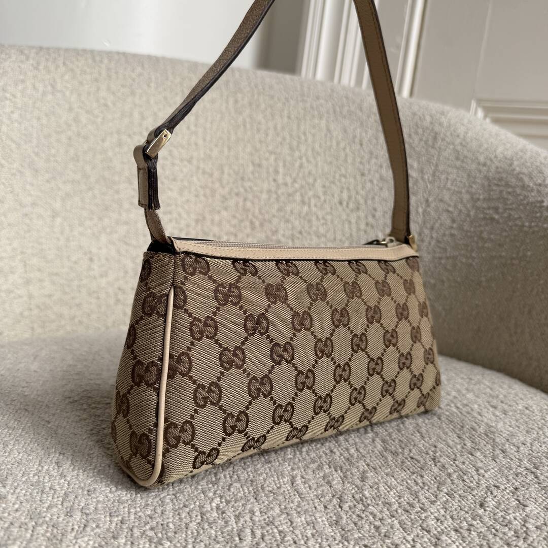 Gucci Mini Abbey D Ring Beige Shoulder Bag