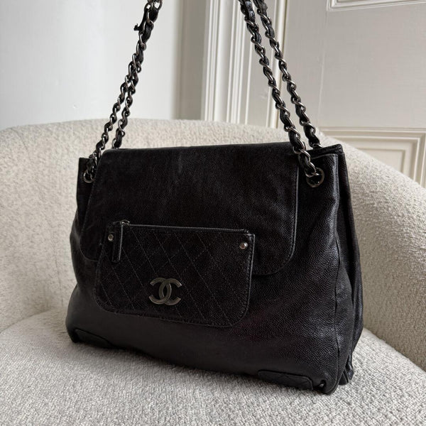 2007 Chanel Caviar Pocket In The City Flap Black Shoulder Bag