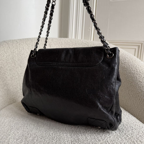 2007 Chanel Caviar Pocket In The City Flap Black Shoulder Bag