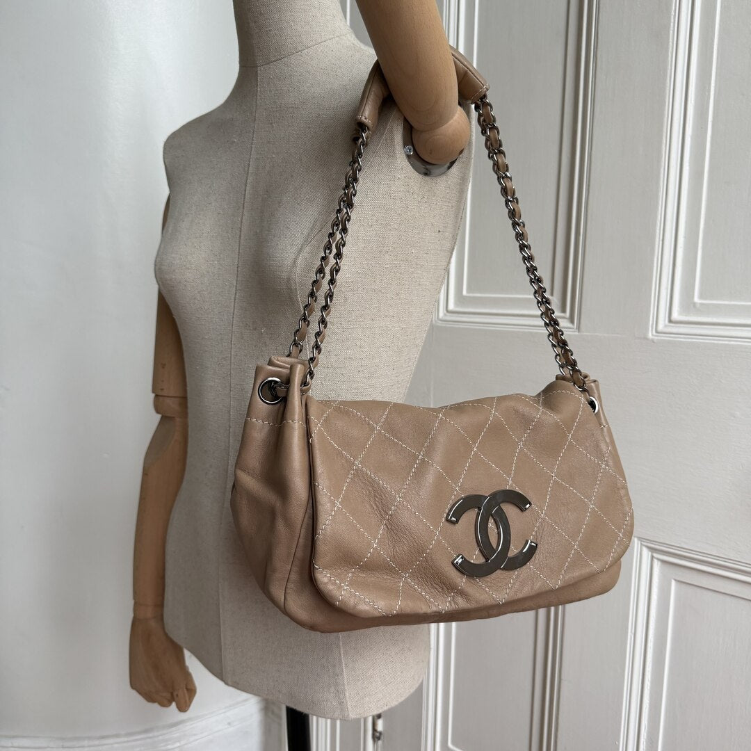 2004 Chanel CC Wild Stitch Surpique Chain Flap Beige Shoulder Bag