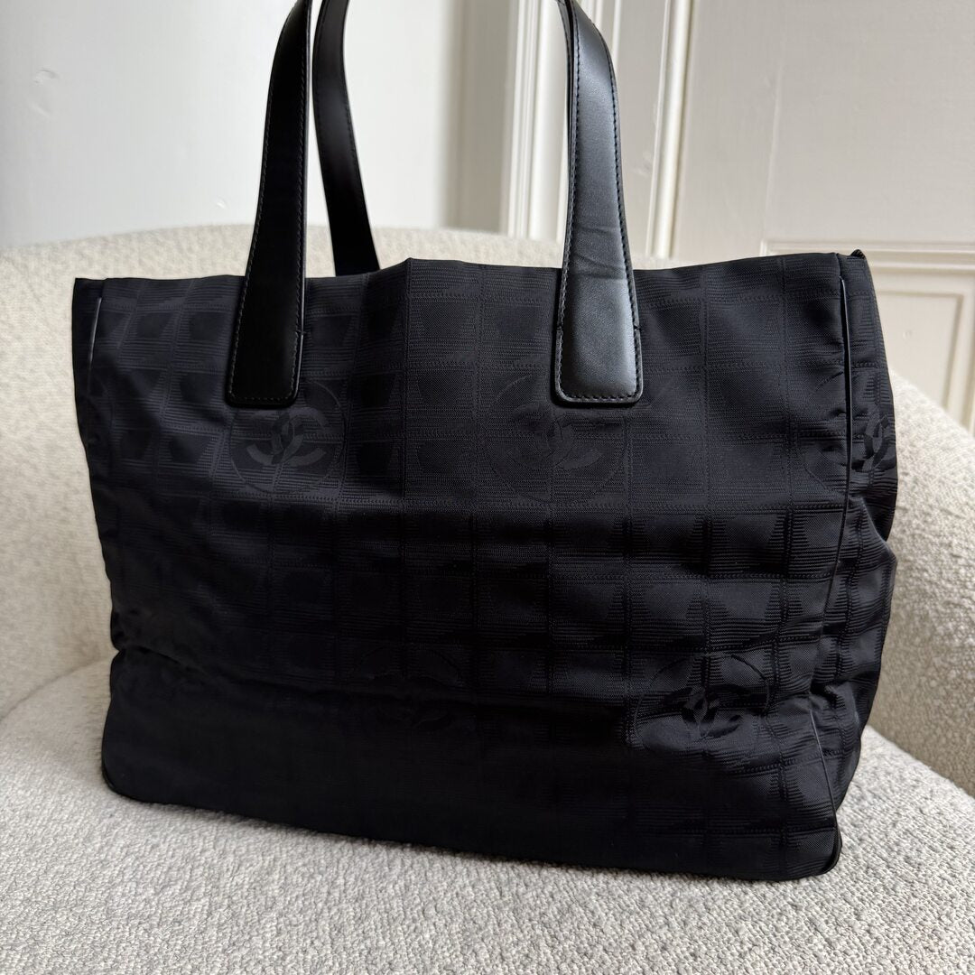 2005 Chanel CC Travel Line Black Tote Bag