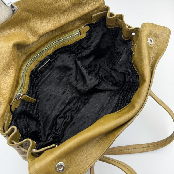 Prada Vitello Easy Leather Green Shoulder Bag