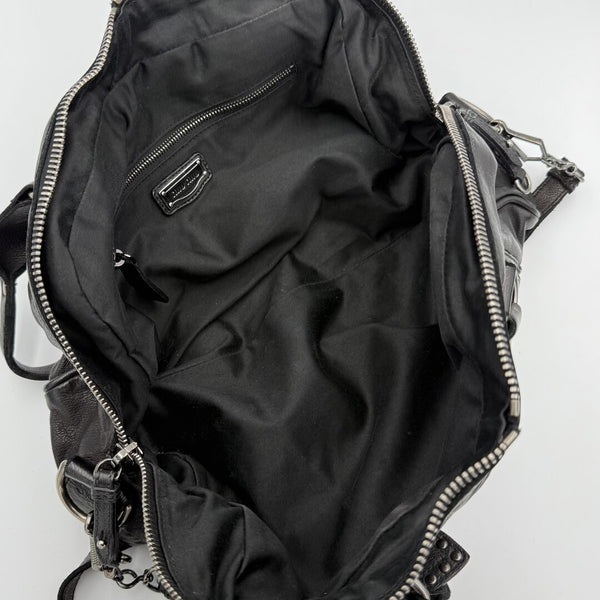 Archive Miu Miu Black Leather Flower Shoulder Bag