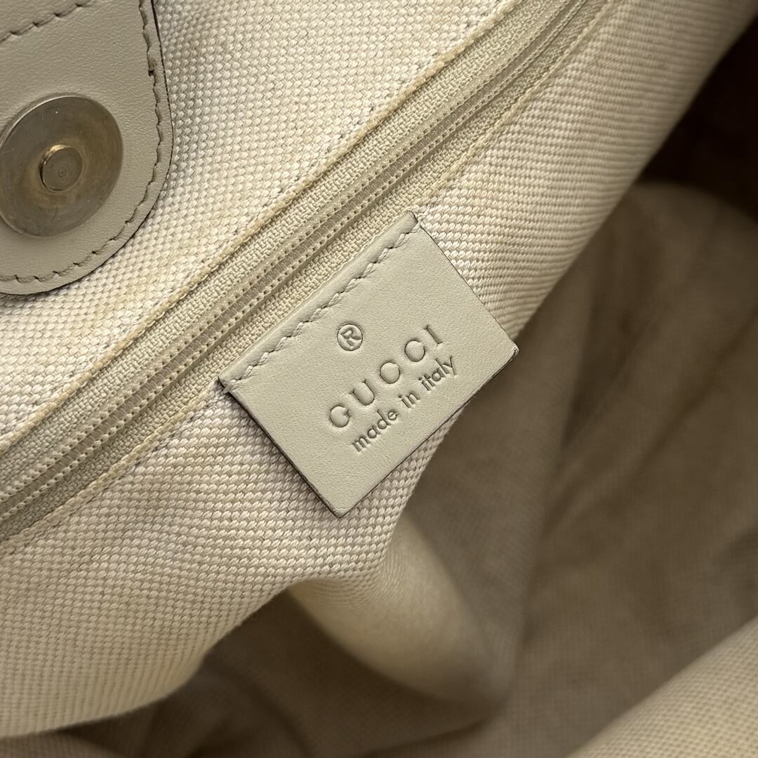 Gucci GG Canvas Sukey White Tote Bag