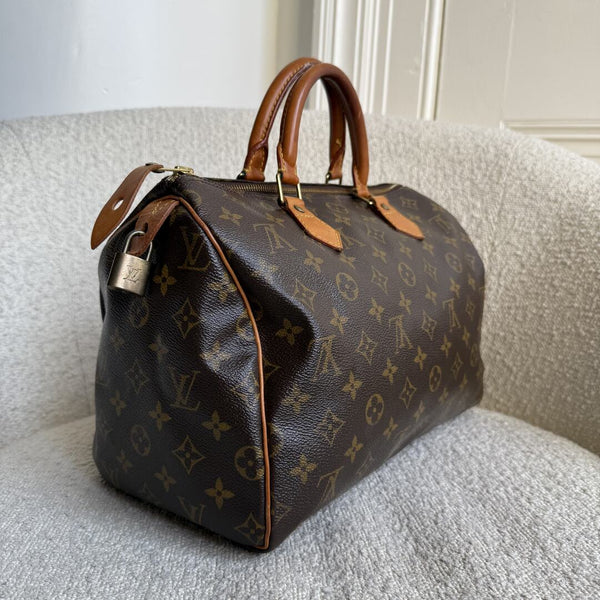Louis Vuitton Monogram Speedy 30 Handbag