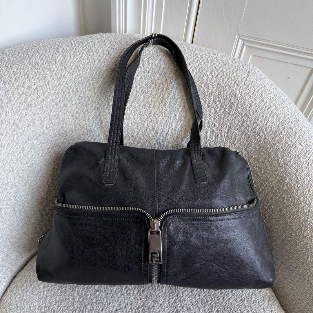 Fendi Unzipped Black Leather Shoulder Bag