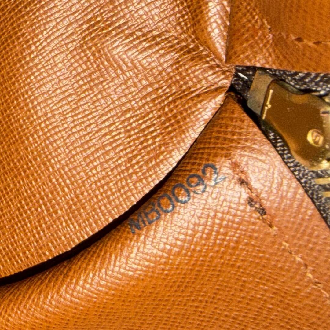 2002 Louis Vuitton Monogram Papillon 30 Handbag