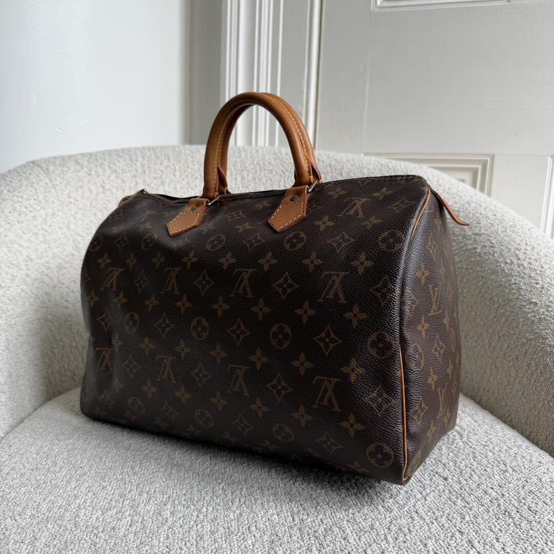 Louis Vuitton Monogram Speedy 30 Handbag