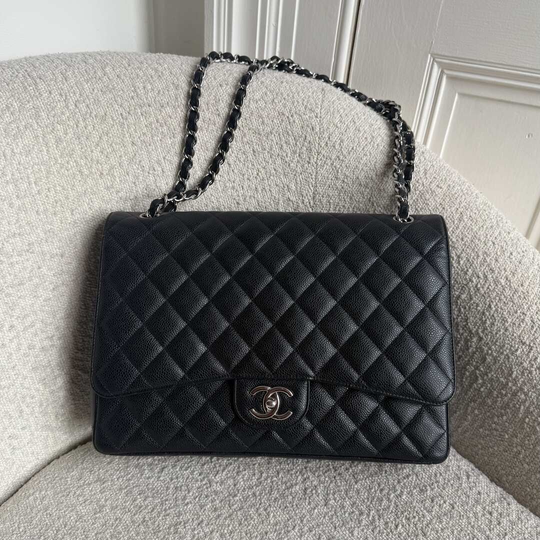2014 Chanel Classic Jumbo Caviar Flap Black Shoulder Bag