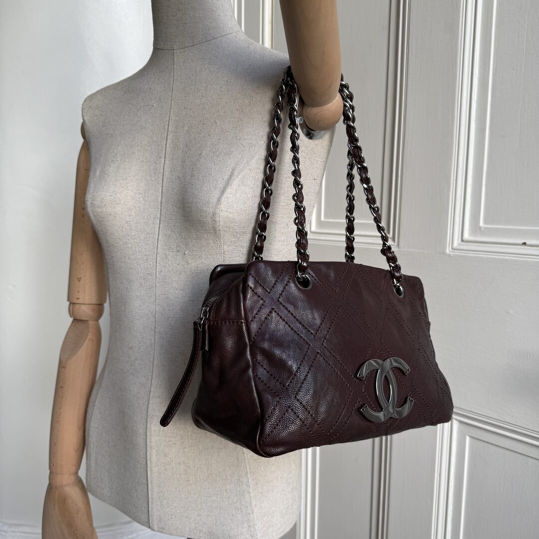 2005 Chanel CC Wild Stitch Brown Leather Shoulder Bag