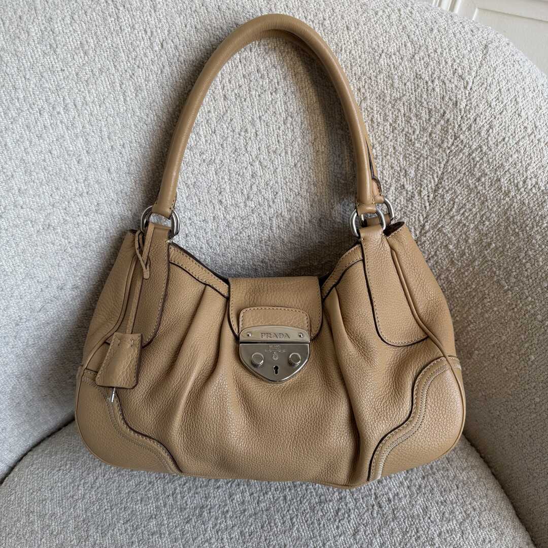 2007 Prada Vitello Daino Hobo Leather Tan Shoulder Bag