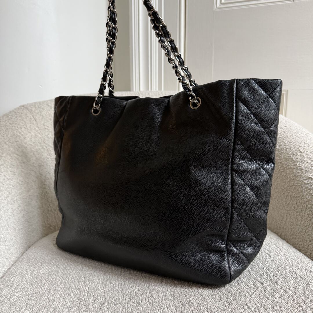 2005 Chanel Timeless Classic Black Leather Chain Tote Bag