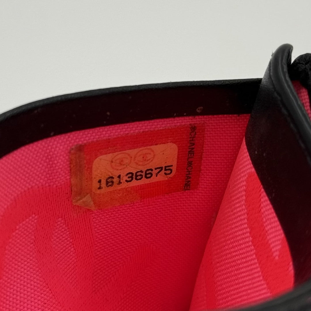 2006 Chanel CC Cambon Black Leather Card Case Wallet