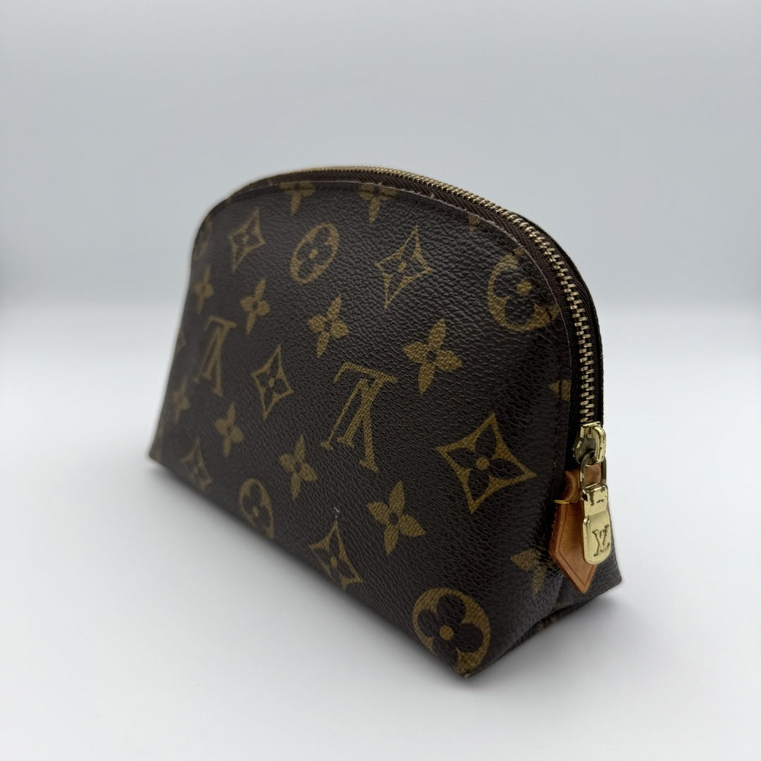2005 Louis Vuitton Monogram Cosmetic Pouch