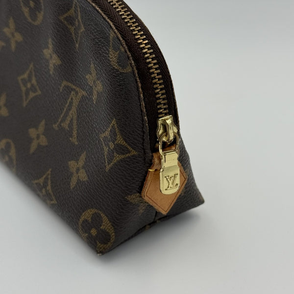 2008 Louis Vuitton Monogram Cosmetic Pouch