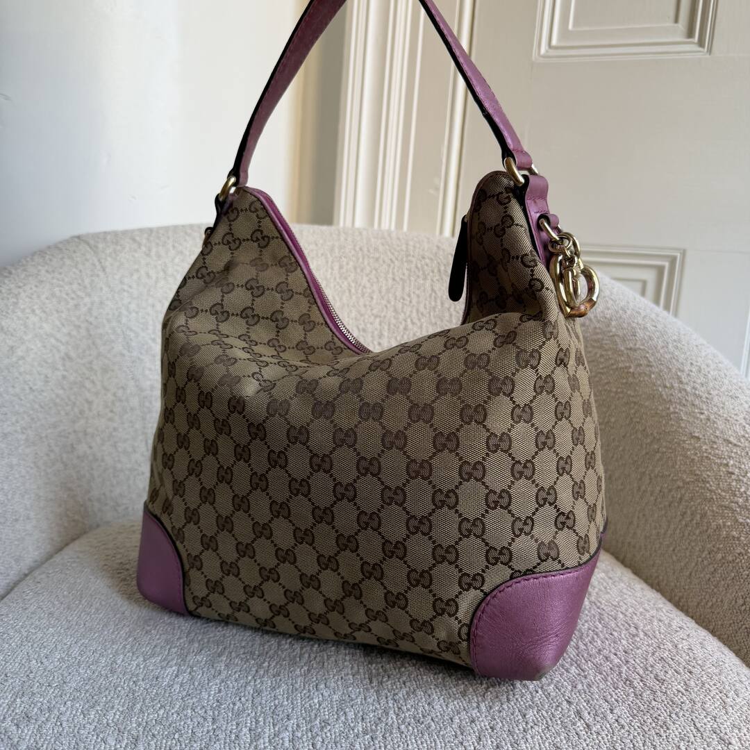 Gucci GG Canvas Heart-Brit Hobo Pink Shoulder Bag