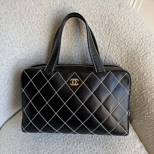 2002 Chanel CC Surpique Wild Stitch Black Leather Handbag