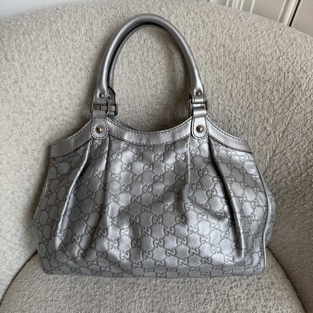 Gucci Sukey Metallic Silver Leather Shoulder Bag