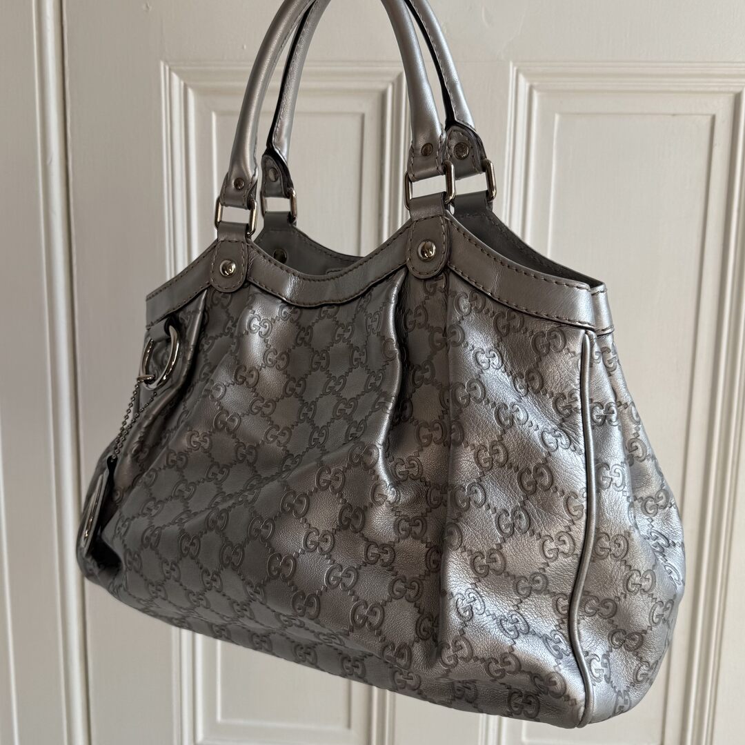 Gucci Sukey Metallic Silver Leather Shoulder Bag