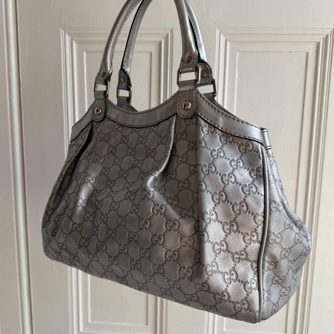 Gucci Sukey Metallic Silver Leather Shoulder Bag