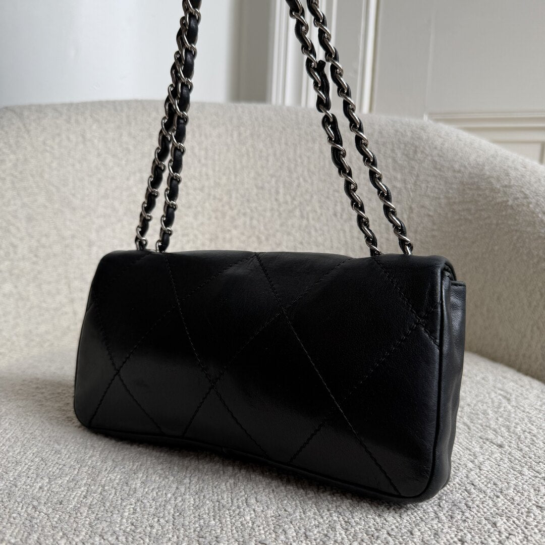 2005 Chanel Oversized CC Diamond Stitch Flap Black Shoulder Bag