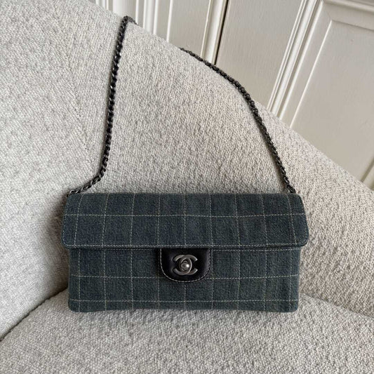 2000 Chanel Blue Denim Chocolate Bar Flap Mini Shoulder Bag