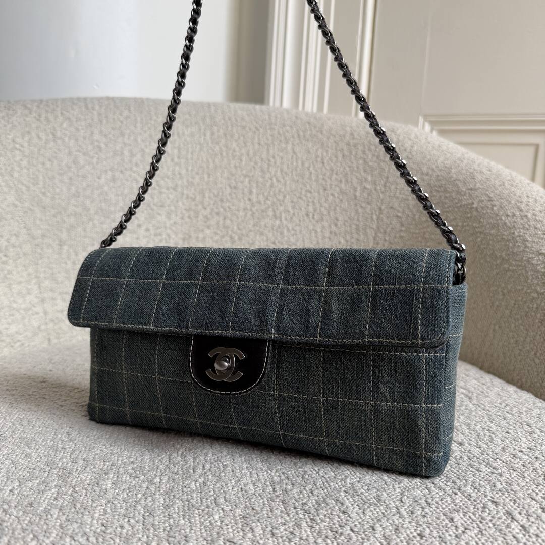 2000 Chanel Blue Denim Chocolate Bar Flap Mini Shoulder Bag