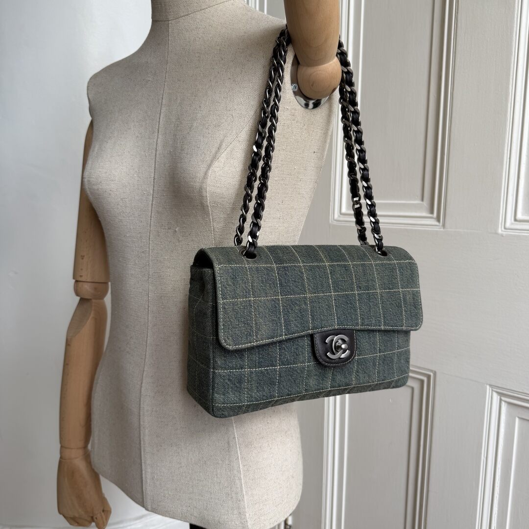 2000 Chanel Blue Denim Chocolate Bar Flap Shoulder Bag