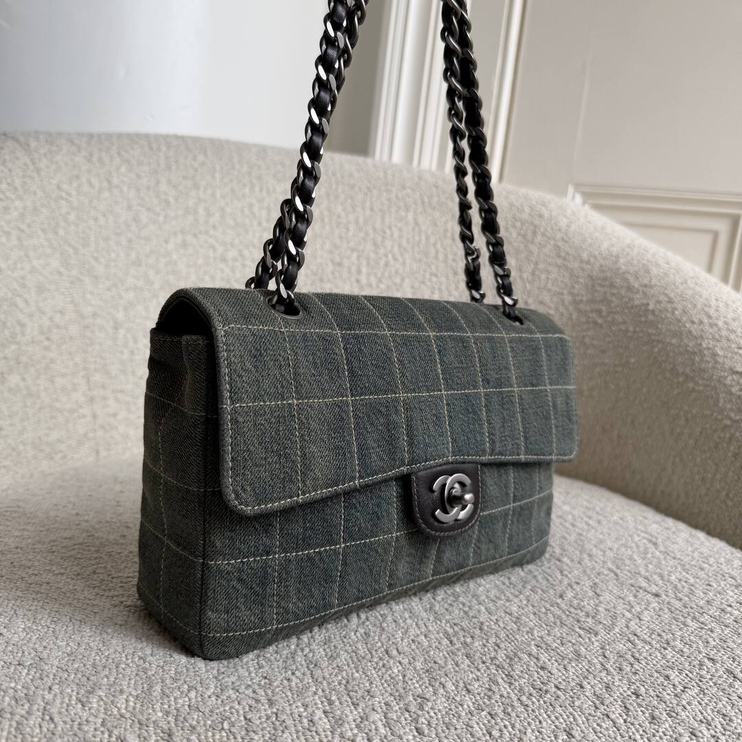 2000 Chanel Blue Denim Chocolate Bar Flap Shoulder Bag