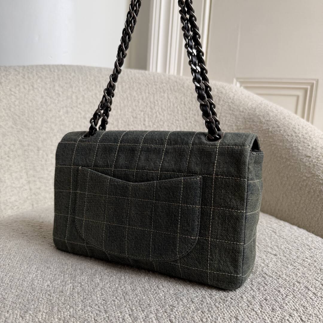 2000 Chanel Blue Denim Chocolate Bar Flap Shoulder Bag