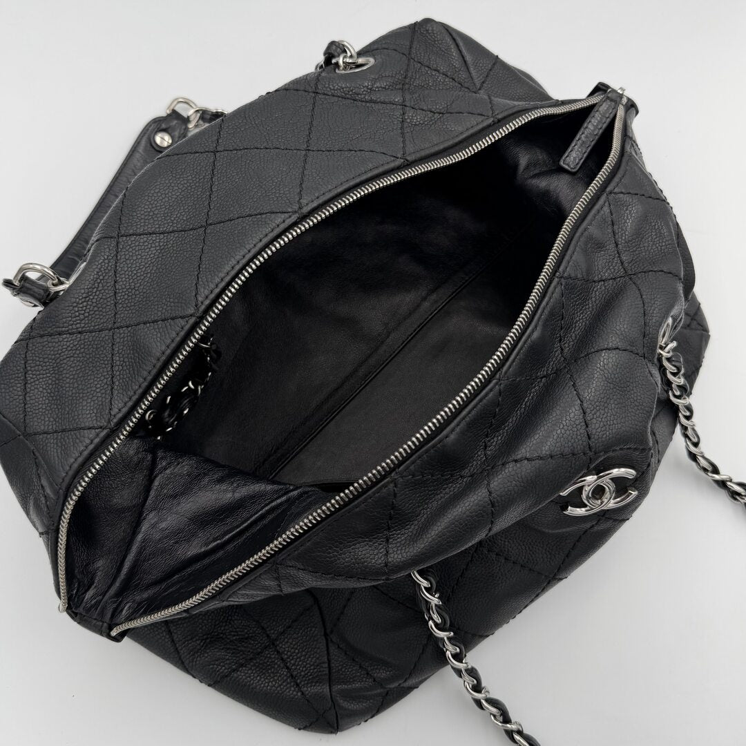 2002 Chanel Caviar Diamond Stitch Silver Chain Black Shoulder Bag