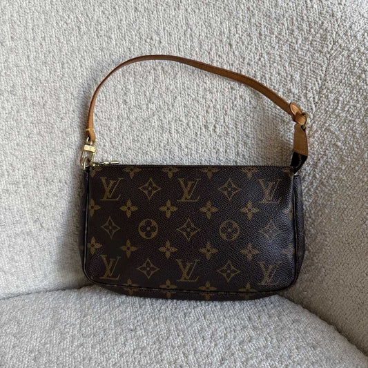 2000 Louis Vuitton Monogram Pochette Accessories Shoulder Bag