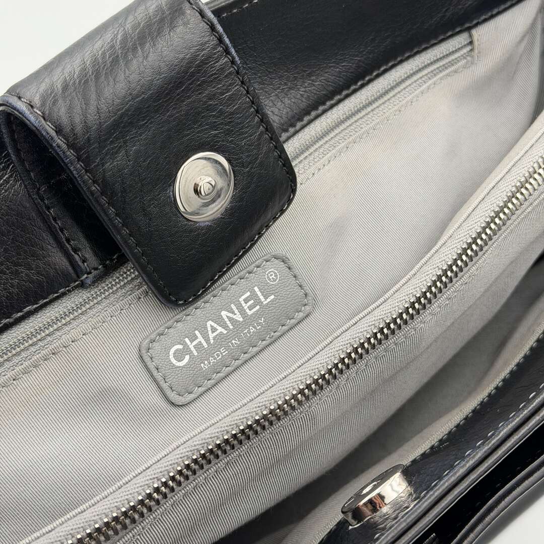 2014 Chanel Executive Cerf Caviar Black Leather Tote Bag