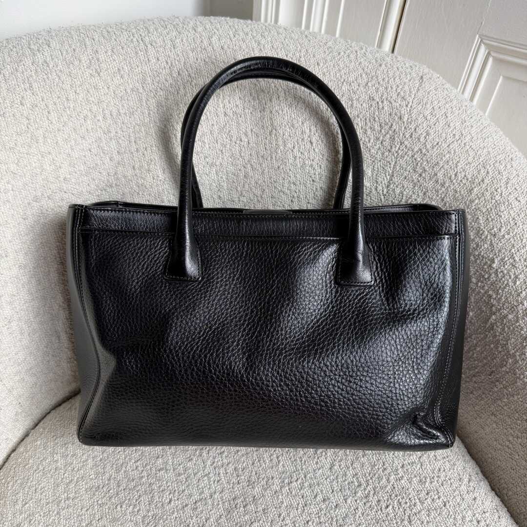 2014 Chanel Executive Cerf Caviar Black Leather Tote Bag