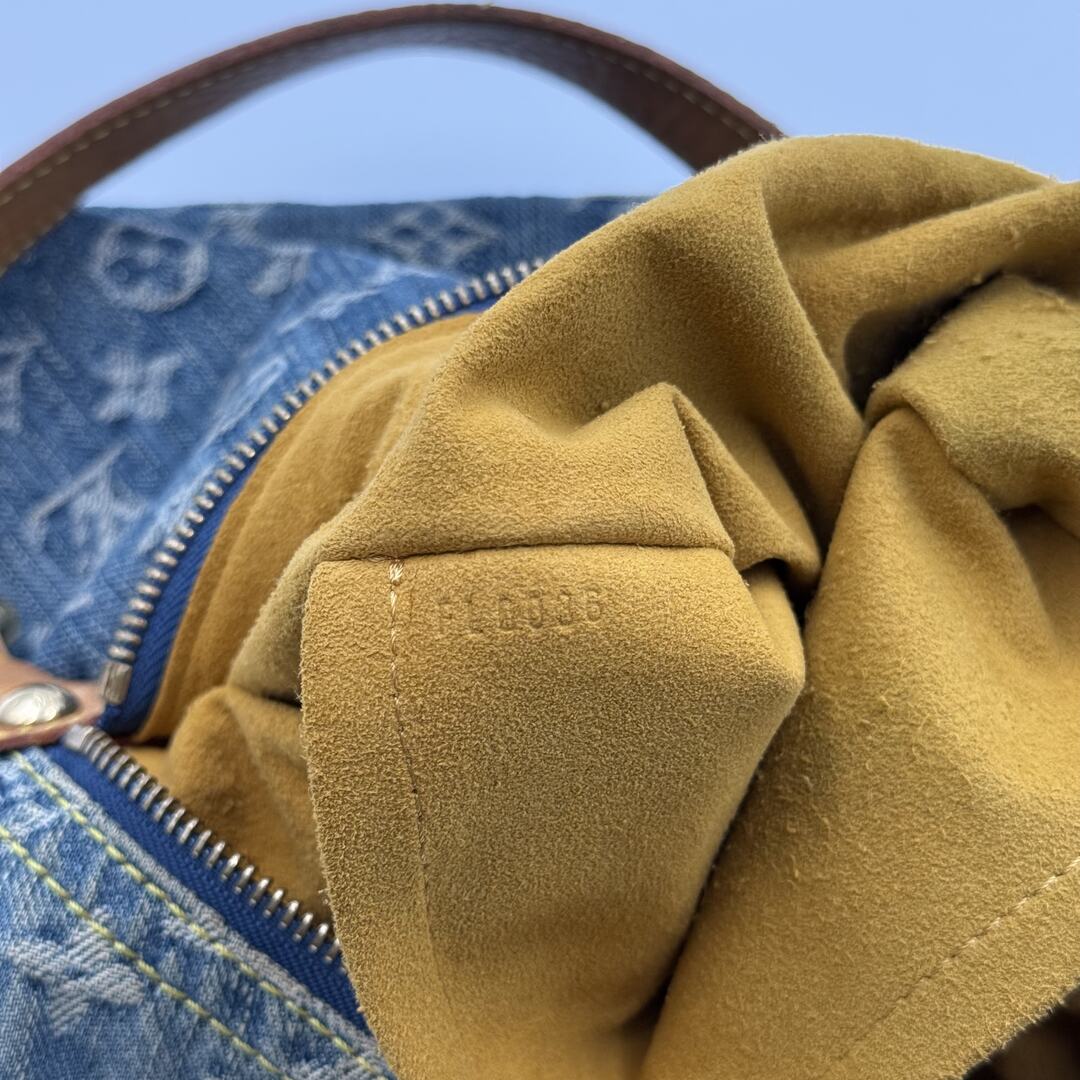 2006 Louis Vuitton Blue Denim Baggy PM Shoulder Bag