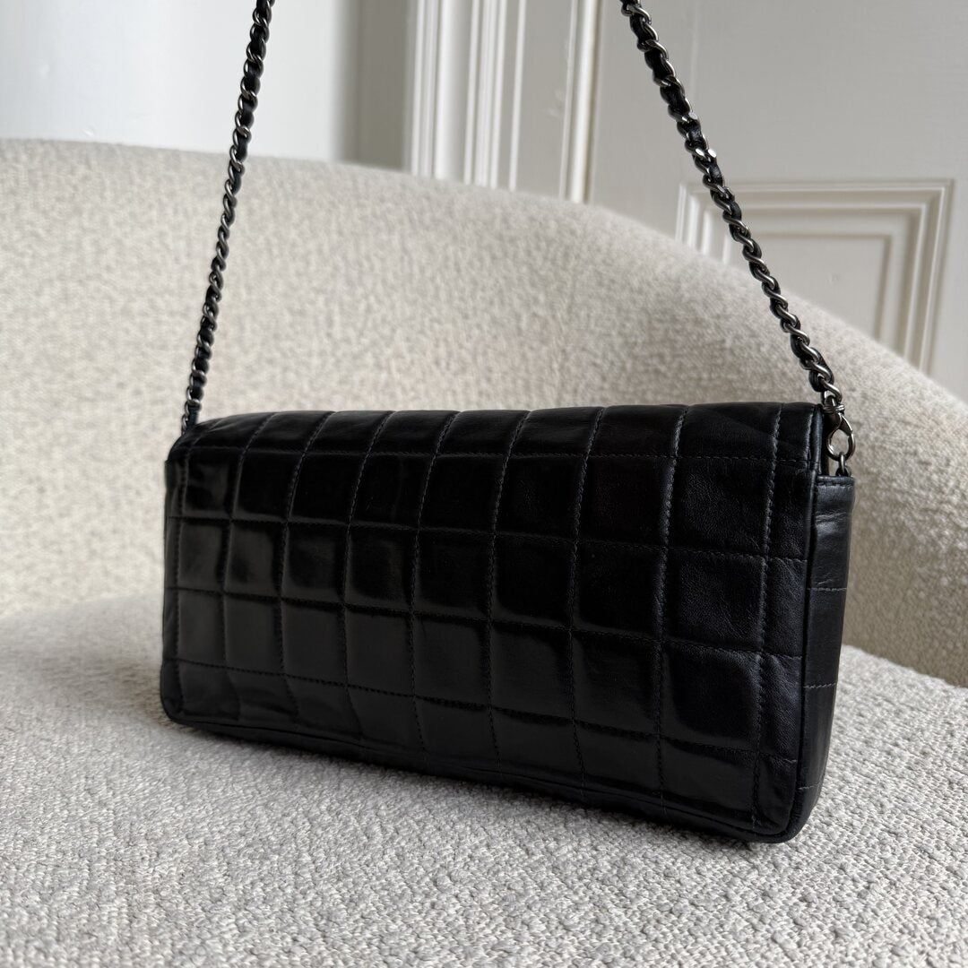 2000 Chanel East West Chocolate Bar Black Leather Flap Shoulder Bag